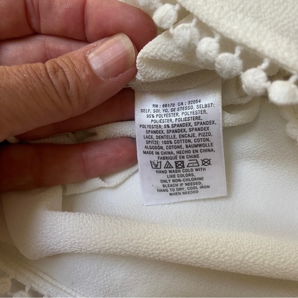 Meadow Rue Crochet Detail Women's Top - Picture 13 of 15